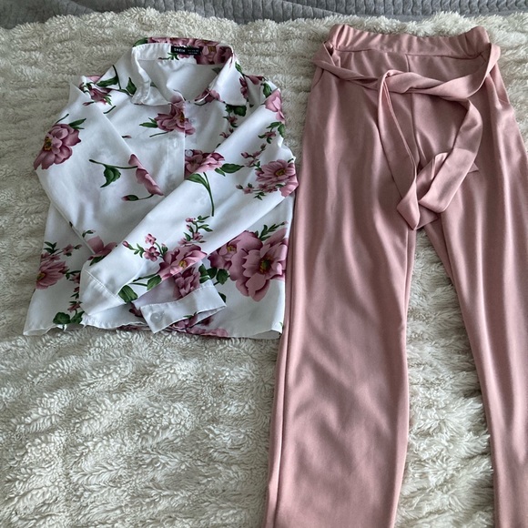 2 Piece Matching Floral Blouse & Dress Pants - Picture 1 of 5